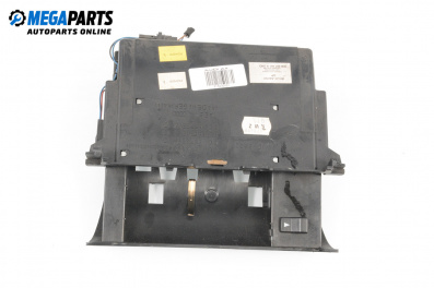 Пепелник за Audi A4 Avant B5 (11.1994 - 09.2001)