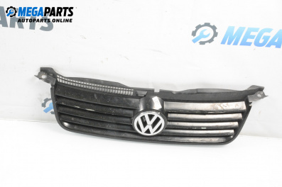 Решетка за Volkswagen Passat IV Variant B5.5 (09.2000 - 08.2005), комби, позиция: предна