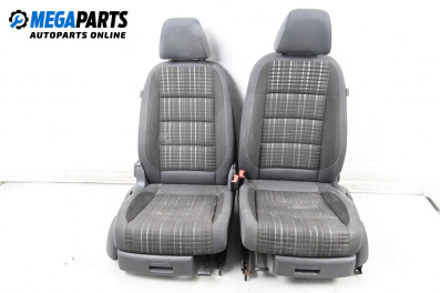 Комплект салон за Volkswagen Touran Minivan II (05.2010 - 05.2015), 4+1 вр.