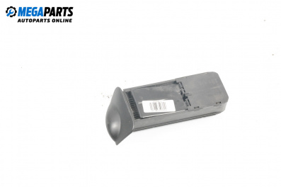 Пепелник за Ford Focus I Hatchback (10.1998 - 12.2007)