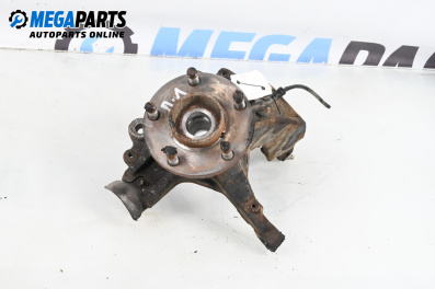 Шенкел главина за Ford Focus II Sedan (04.2005 - 09.2012), позиция: предна, лява