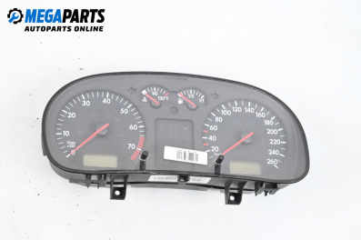 Километраж за Volkswagen Golf IV Hatchback (08.1997 - 06.2005) 1.6, 100 к.с.