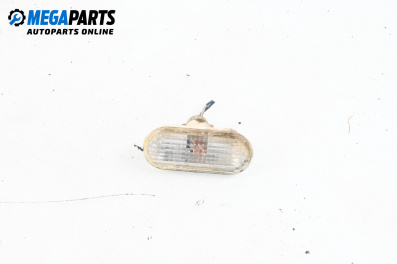 Мигач за Volkswagen Golf IV Hatchback (08.1997 - 06.2005), хечбек, позиция: дясна