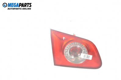 Вътрешен стоп за Volkswagen Passat V Variant B6 (08.2005 - 11.2011), комби, позиция: лява