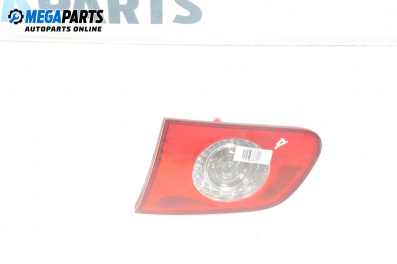 Вътрешен стоп за Volkswagen Passat V Variant B6 (08.2005 - 11.2011), комби, позиция: дясна