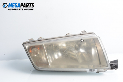 Фар за Skoda Fabia I Combi (04.2000 - 12.2007), комби, позиция: дясна