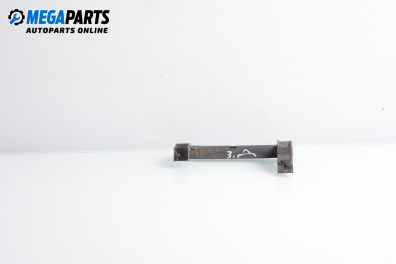Държач броня за Ford Focus I Hatchback (10.1998 - 12.2007), хечбек, позиция: задна, дясна