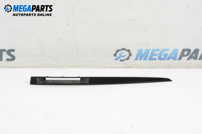 Интериорна лайсна за Mazda 3 Hatchback I (10.2003 - 12.2009), 4+1 вр., хечбек