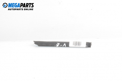 Интериорна лайсна за BMW 5 Series E60 Sedan E60 (07.2003 - 03.2010), 4+1 вр., седан