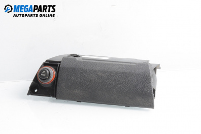 Пепелник за Volkswagen Touran Minivan I (02.2003 - 05.2010)