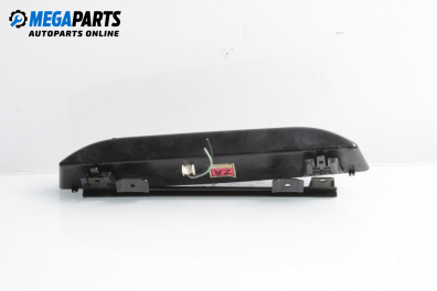 Трети стоп за Chevrolet Aveo Hatchback II (01.2007 - 12.2011), хечбек