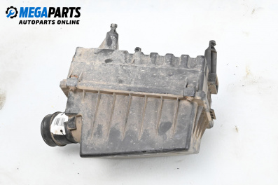Филтърна кутия за Ford Focus I Estate (02.1999 - 12.2007) 1.6 16V