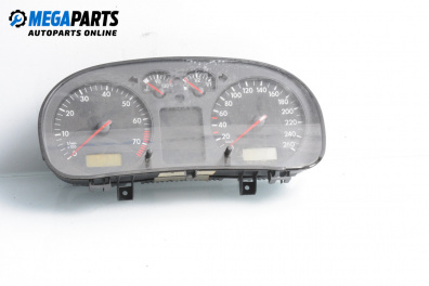 Километраж за Volkswagen Golf IV Hatchback (08.1997 - 06.2005) 1.6, 100 к.с.