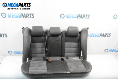 Комплект салон за Volkswagen Golf V Hatchback (10.2003 - 02.2009), 4+1 вр.