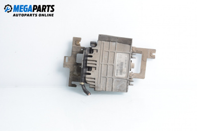 Компютър двигател за Volkswagen Polo Hatchback II (10.1994 - 10.1999) 45 1.0, 45 к.с., № Bosch 0261203744