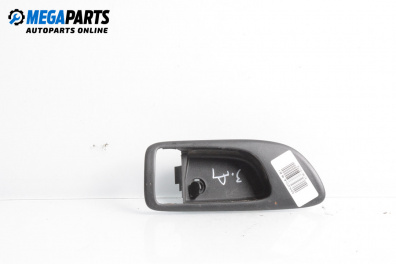Интериорна пластмаса за Mazda 6 Station Wagon I (08.2002 - 12.2007), 4+1 вр., комби, позиция: задна