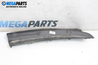 Кора под чистачки за Toyota Corolla E12 Hatchback (11.2001 - 02.2007), 2+1 вр., хечбек