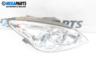 Фар за Hyundai i30 Combi I (10.2007 - 06.2012), комби, позиция: дясна