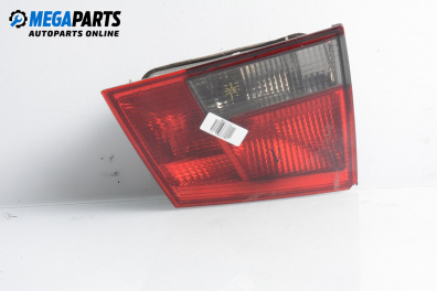 Вътрешен стоп за Opel Vectra C Estate (10.2003 - 01.2009), комби, позиция: лява