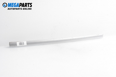 Интериорна лайсна за Renault Clio III Hatchback (01.2005 - 12.2012), 4+1 вр., хечбек