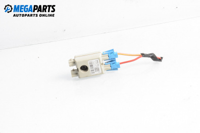 Усилвател антена за BMW 7 Series F01 (02.2008 - 12.2015), №  213675 10