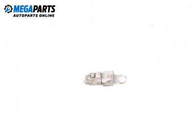 Кондензатор за Toyota Yaris Hatchback II (01.2005 - 12.2014) 1.3 VVT-i, 87 к.с.