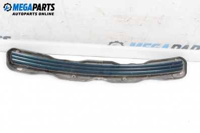 Решетка преден капак за Mercedes-Benz E-Class Sedan (W210) (06.1995 - 08.2003), седан, позиция: предна