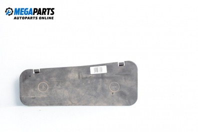 Капак акумулатор за Renault Laguna II Hatchback (03.2001 - 12.2007), 4+1 вр., хечбек