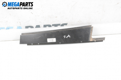 Интериорна пластмаса за BMW 3 Series E90 Touring E91 (09.2005 - 06.2012), 4+1 вр., комби, позиция: дясна