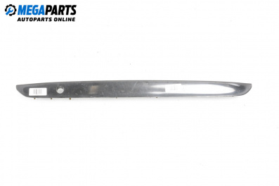 Лайсна заден капак за Toyota Corolla E12 Hatchback (11.2001 - 02.2007), хечбек, позиция: задна