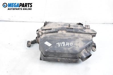 Филтърна кутия за Toyota RAV4 II SUV (06.2000 - 11.2005) 2.0 VVTi 4WD