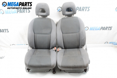 Комплект салон за Toyota RAV4 II SUV (06.2000 - 11.2005), 4+1 вр.