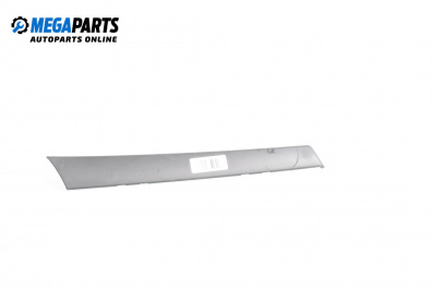 Интериорна лайсна за Audi A3 Sportback I (09.2004 - 03.2015), 4+1 вр., хечбек