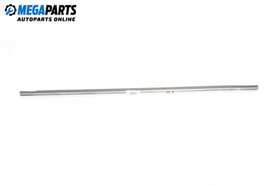 Външни лайсни за Volkswagen Passat IV Variant B5.5 (09.2000 - 08.2005), комби, позиция: задна