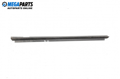 Водач стъкло за Volkswagen Passat IV Variant B5.5 (09.2000 - 08.2005), 4+1 вр., комби, позиция: задна, дясна