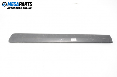 Външна лайсна врата за Dacia Logan MCV I (02.2007 - 02.2013), комби, позиция: предна, дясна