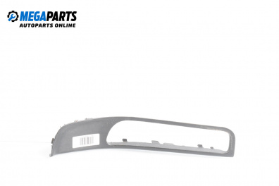 Интериорна пластмаса за Renault Megane III Hatchback (11.2008 - 12.2015), 4+1 вр., хечбек, позиция: предна