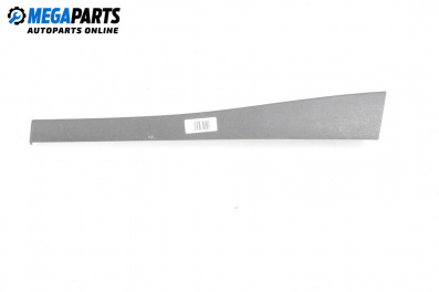 Интериорна лайсна за Renault Megane III Hatchback (11.2008 - 12.2015), 4+1 вр., хечбек