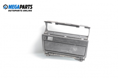 Пепелник за BMW 3 Series E46 Sedan (02.1998 - 04.2005)