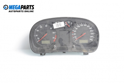 Километраж за Volkswagen Golf IV Hatchback (08.1997 - 06.2005) 1.6, 100 к.с.