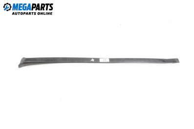 Външни лайсни за Mercedes-Benz C-Class Estate (S204) (08.2007 - 08.2014), комби, позиция: дясна