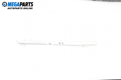 Външни лайсни за Volkswagen Bora Sedan (10.1998 - 12.2013), седан, позиция: предна