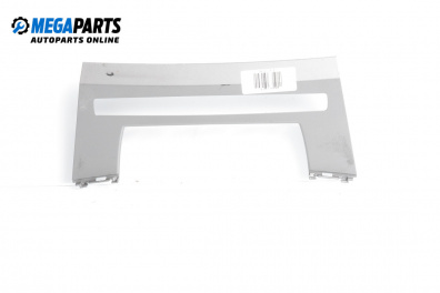 Интериорна пластмаса за BMW 5 Series E60 Touring E61 (06.2004 - 12.2010), 4+1 вр., комби, позиция: предна