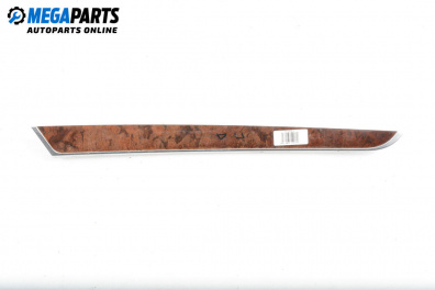 Интериорна лайсна за Audi A6 Sedan C6 (05.2004 - 03.2011), 4+1 вр., седан