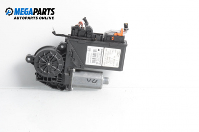 Електромотор за стъклоподемник за Audi A4 Sedan B7 (11.2004 - 06.2008), 4+1 вр., седан, позиция: предна, лява, № 105840204