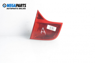 Вътрешен стоп за Audi A4 Sedan B7 (11.2004 - 06.2008), седан, позиция: дясна