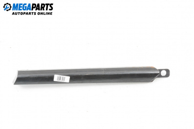 Интериорна лайсна за Opel Astra H GTC (03.2005 - 10.2010), 2+1 вр., хечбек