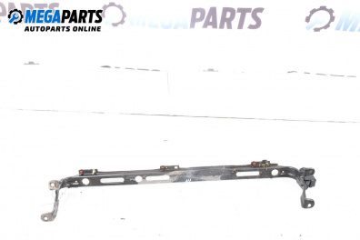 Греда под  радиатор за Ford Focus II Hatchback (07.2004 - 09.2012), хечбек