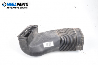 Въздуховод за Volkswagen Passat III Variant B5 (05.1997 - 12.2001) 1.8, 125 к.с.