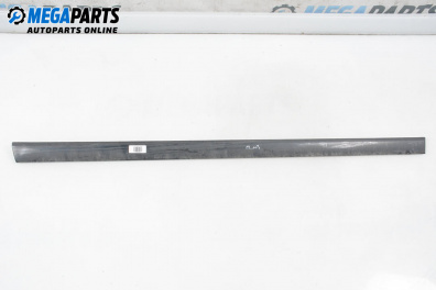 Външни лайсни за Mercedes-Benz CLK-Class Coupe (C208) (06.1997 - 09.2002), купе, позиция: дясна